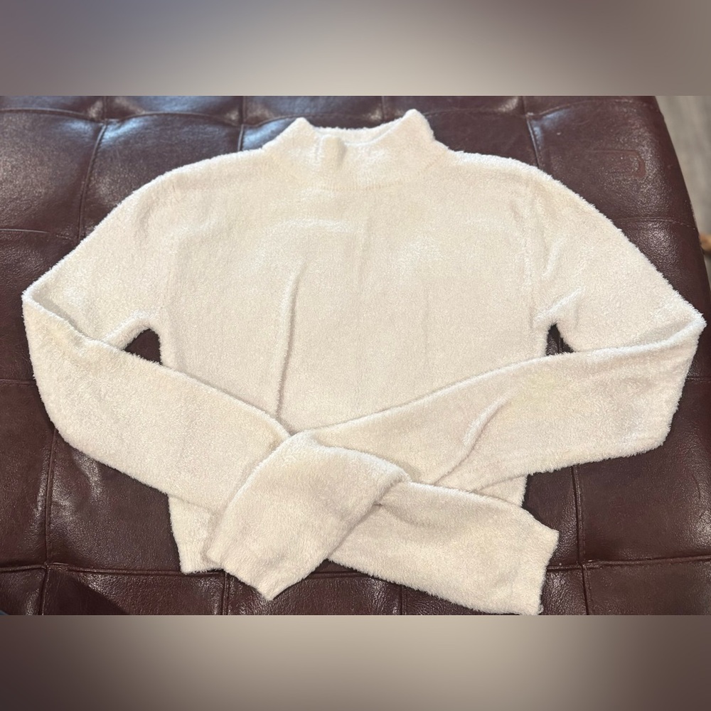 Elegant Cream Turtleneck Sweater